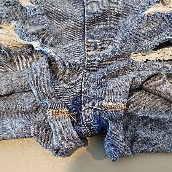 Bluenotes Medium Distressed Denim Overall Shorts - Picture 7 of 8